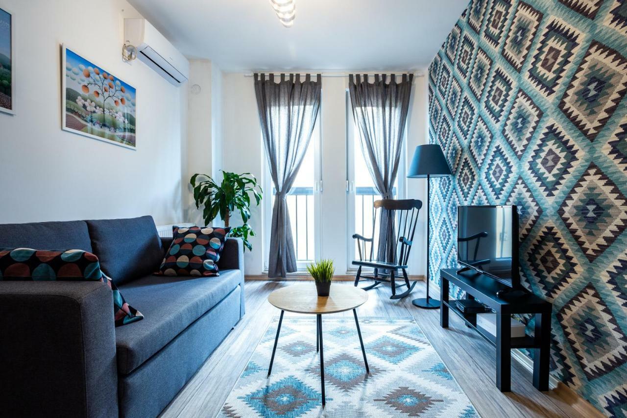 Modern Naive Downtown With Free Private Garage-Fast Wi-Fi Διαμέρισμα Νόβι Σαντ Εξωτερικό φωτογραφία